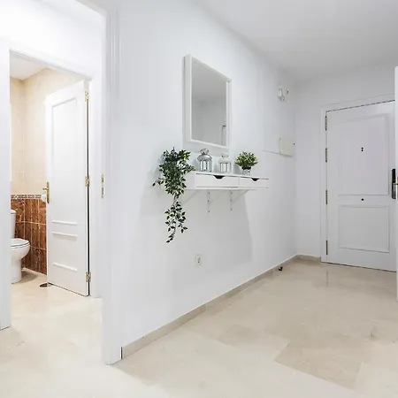 Centro 4 3 Banos Parking 公寓